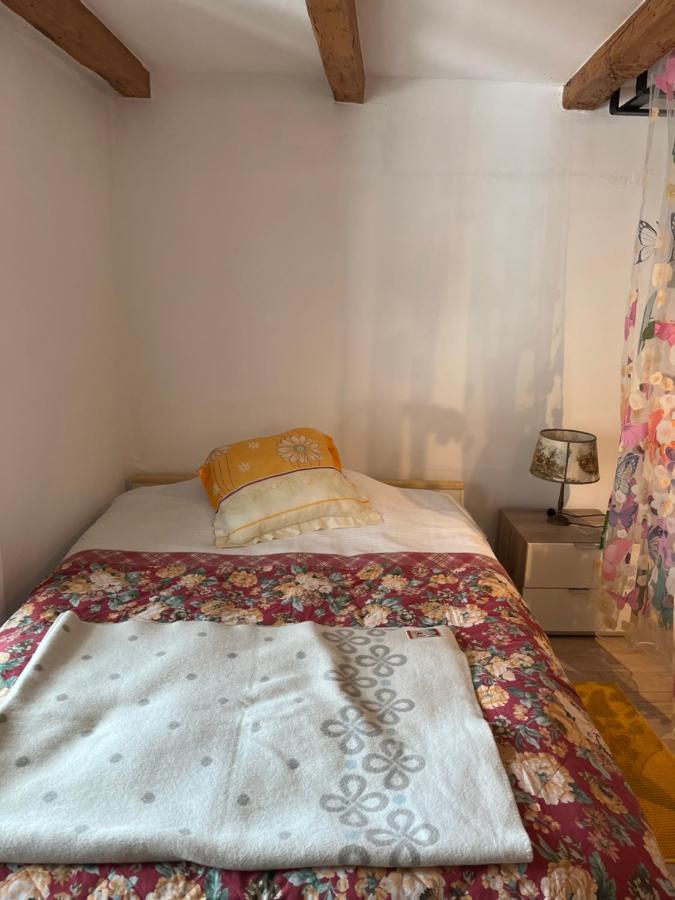 Chambre Papillon Avec Acces Terasse La Neuveville Bagian luar foto
