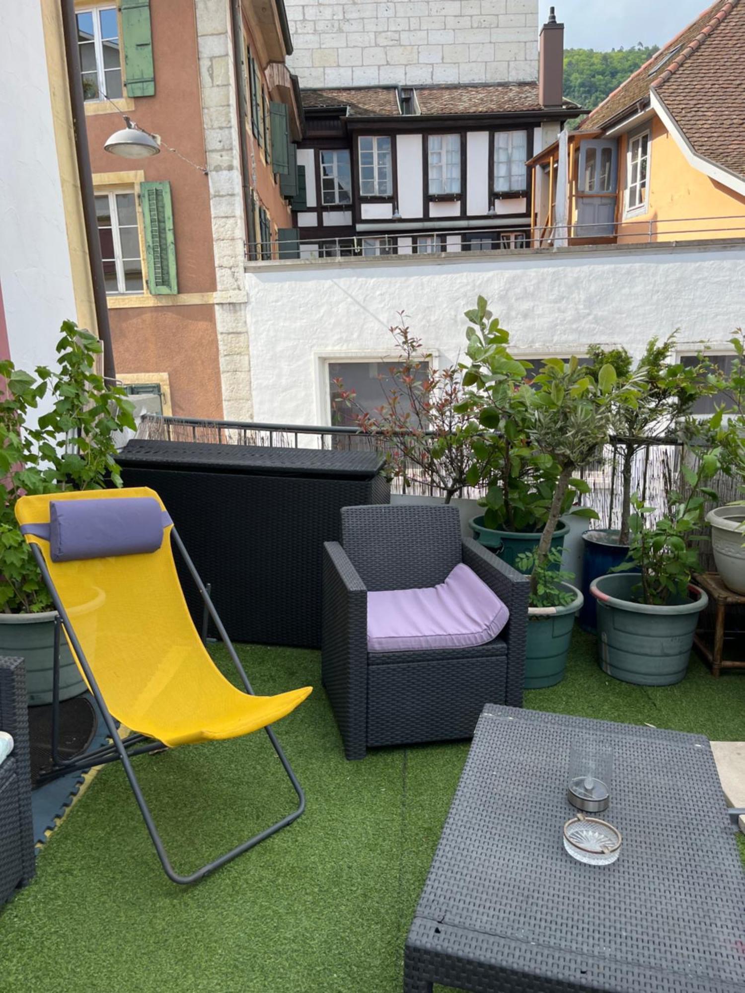 Chambre Papillon Avec Acces Terasse La Neuveville Bagian luar foto